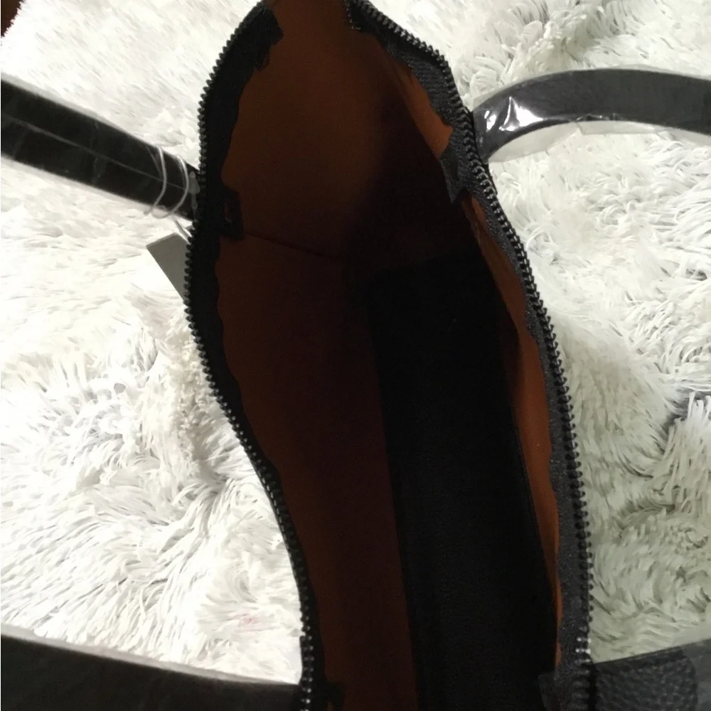 Kenneth Cole Reaction Premstar Double Handle Tote Black New with tags - Picture 10 of 12